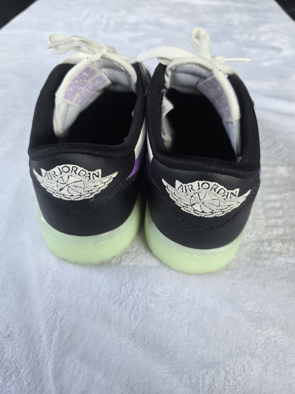 Size 6.5Y Nike Air Jordan 1 Retro Low Og Black Raspberry Hf0410-001 Gs - Picture 4 of 16